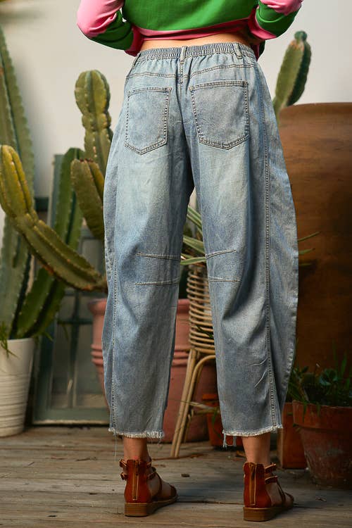 CROPPED DENIM BARREL PANTS