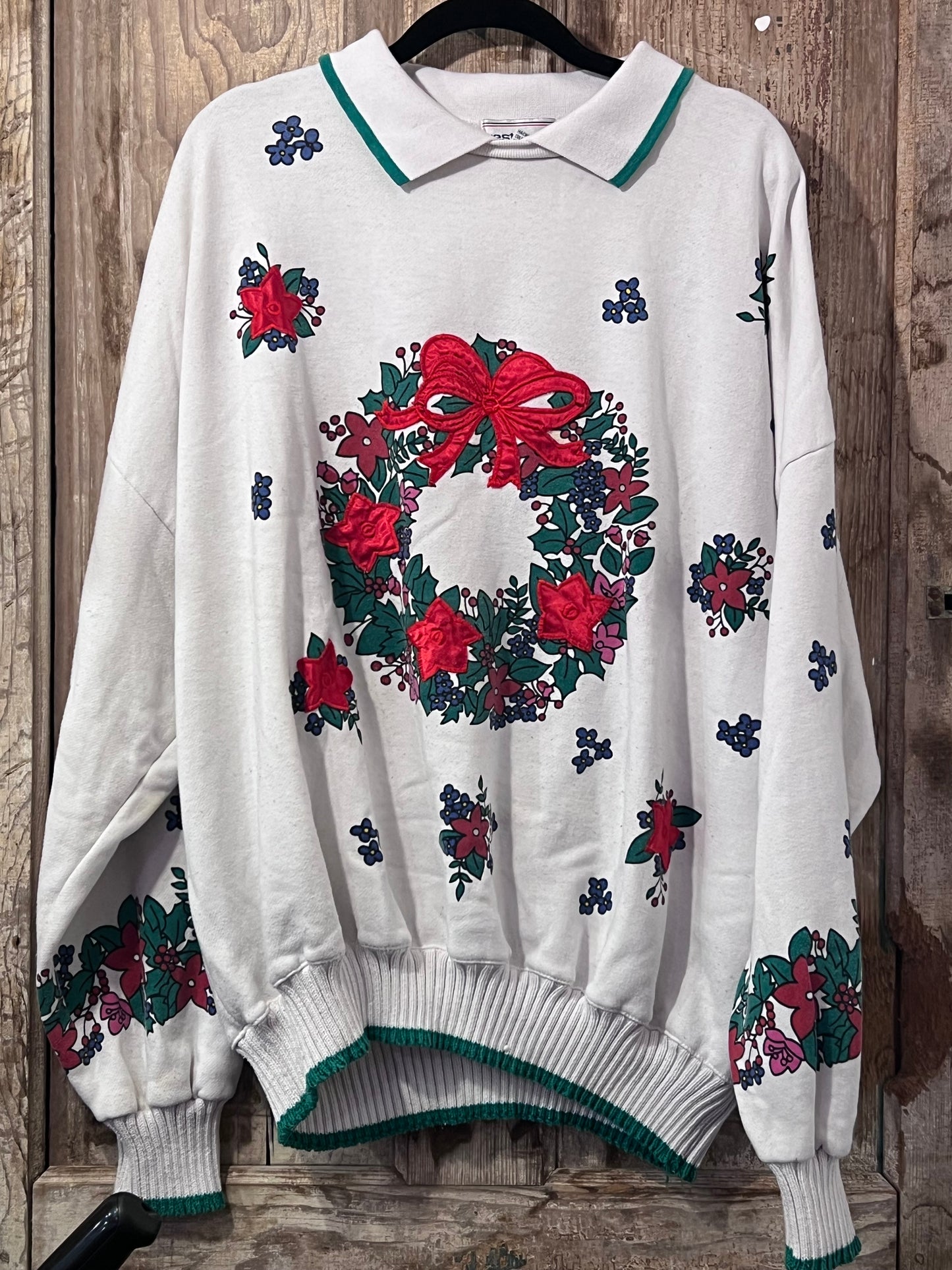 Wreath sweatshirt CTR