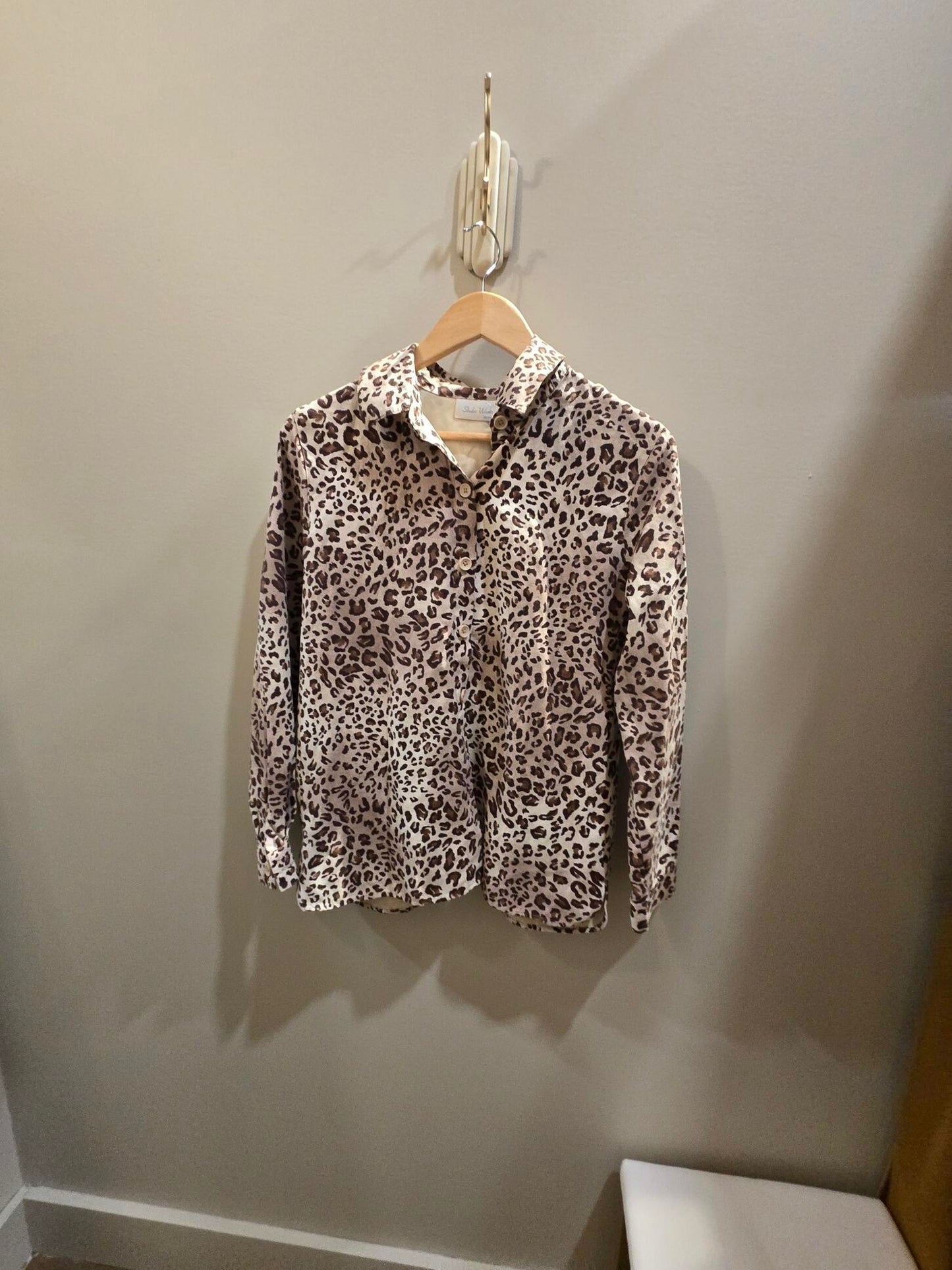 Leopard shirt