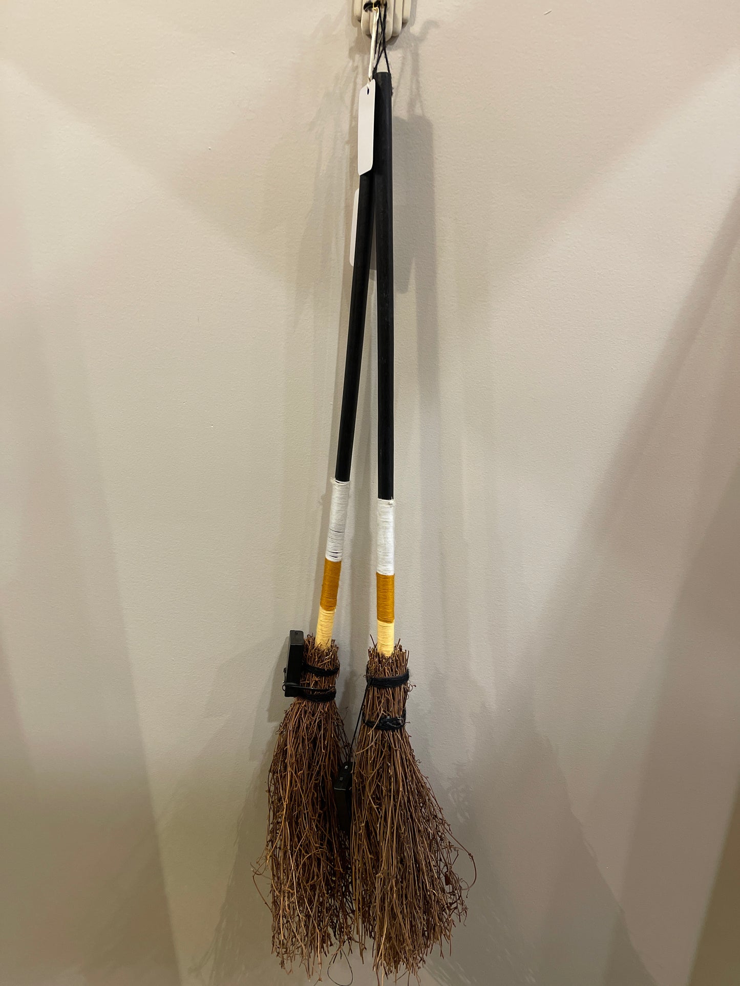 Led Witch Broom