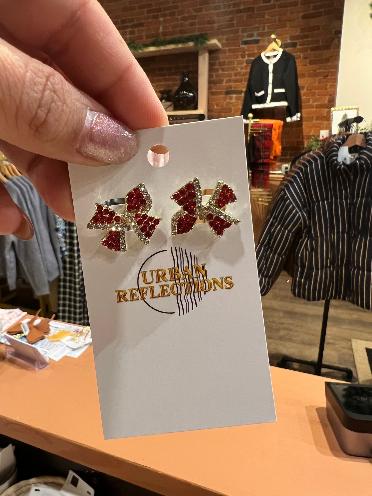 Bow earrings