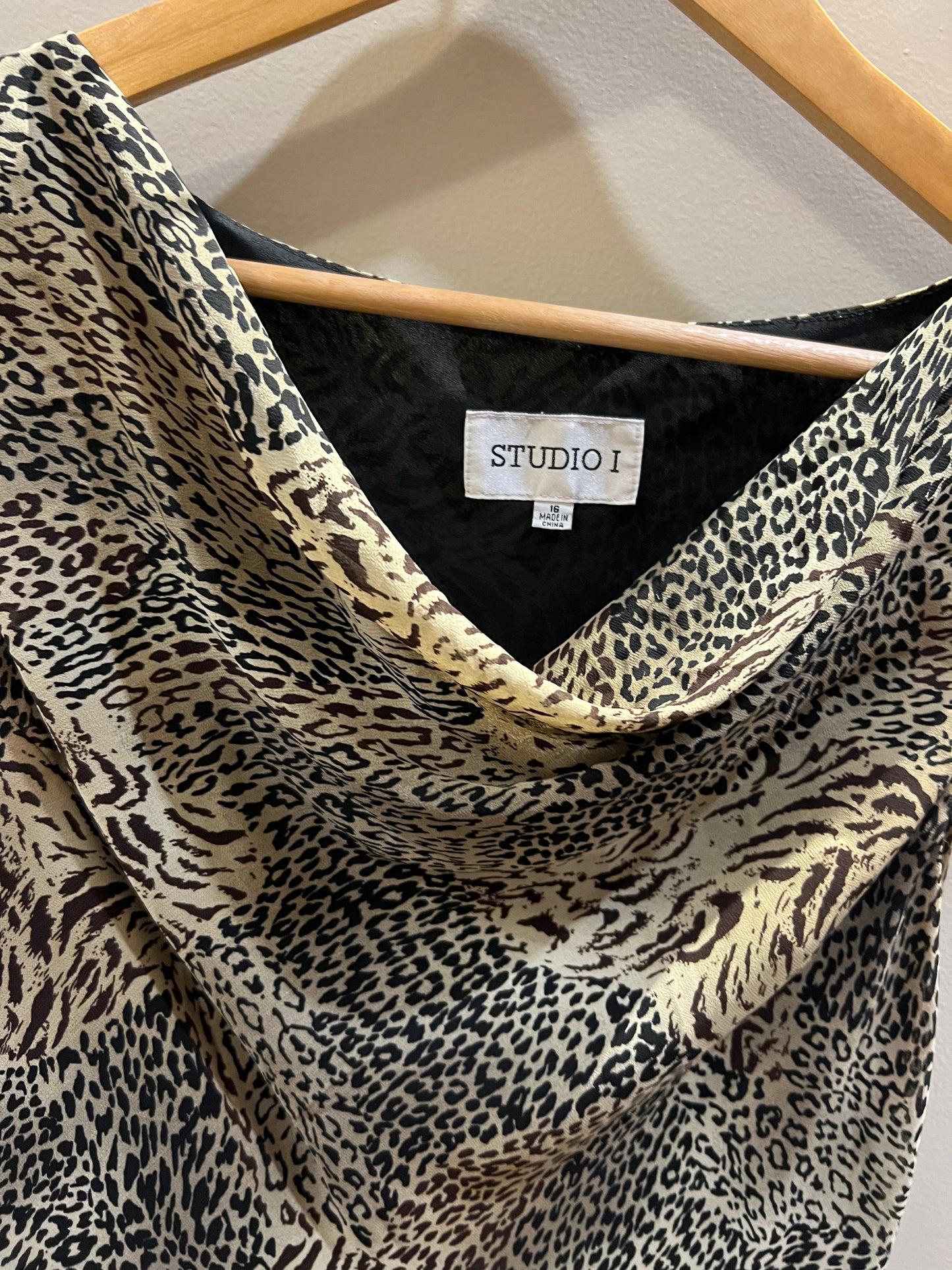 Studio 1 Vintage dress