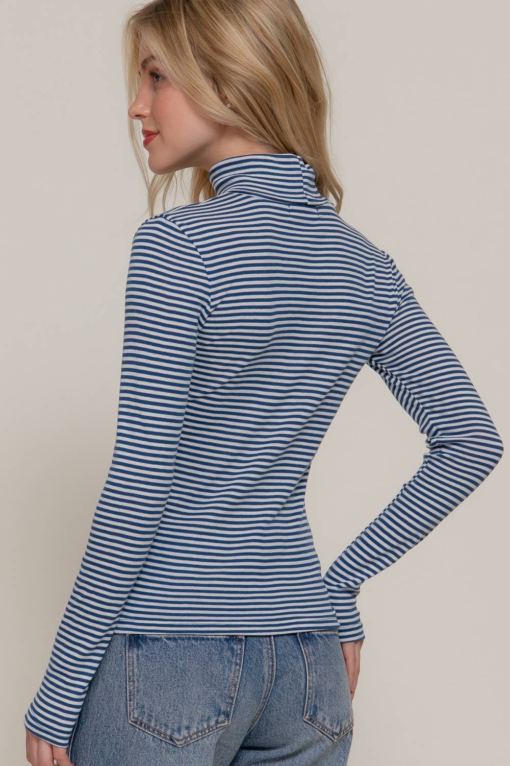 Turtle Neck Stripe Top