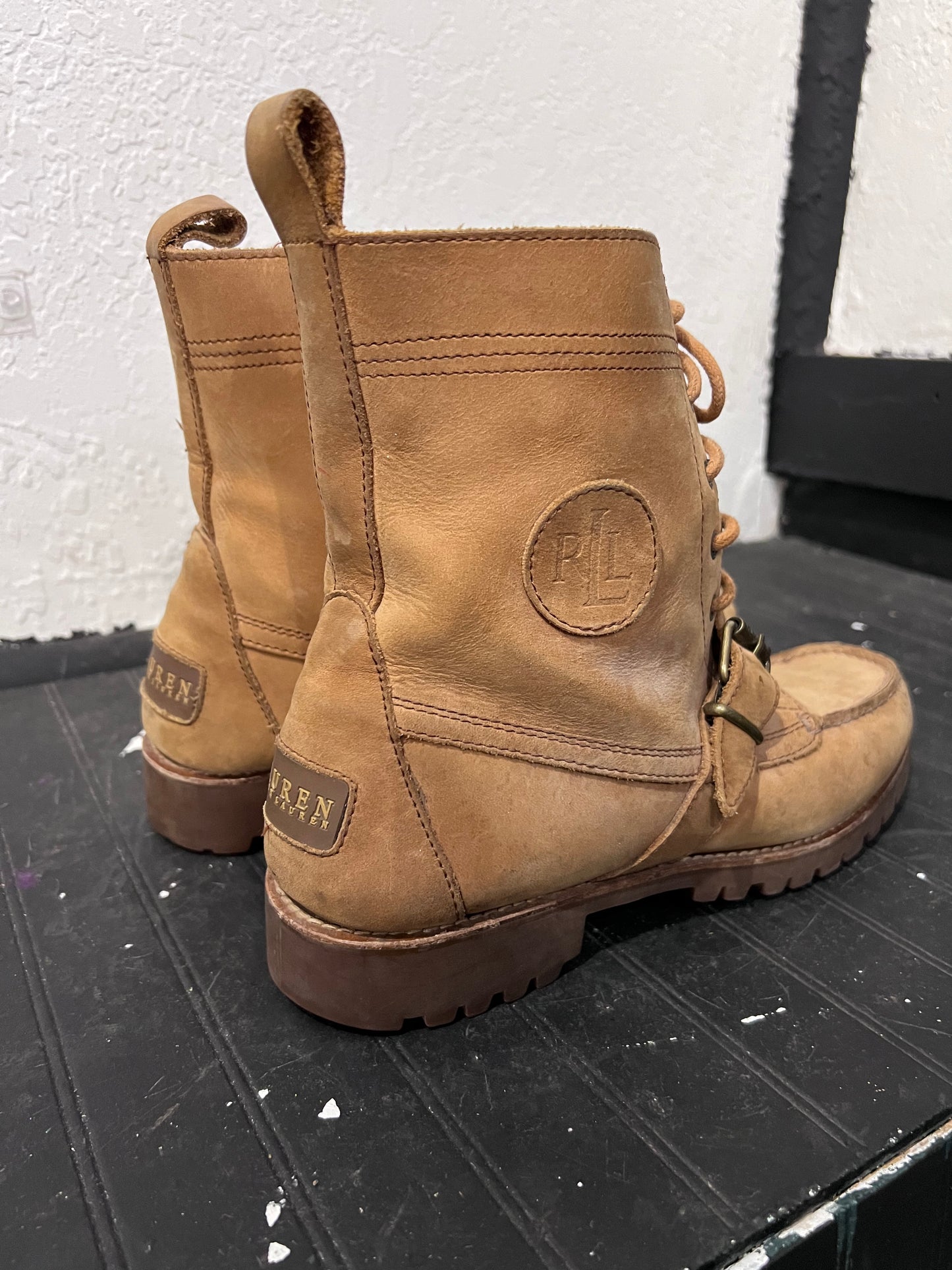 Ralph Lauren Lace up Suede/Soft Leather Boots