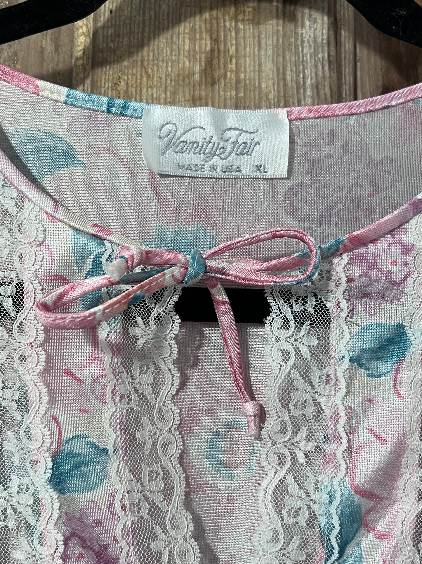 VTG Vanity Fair Pink Floral Nighty