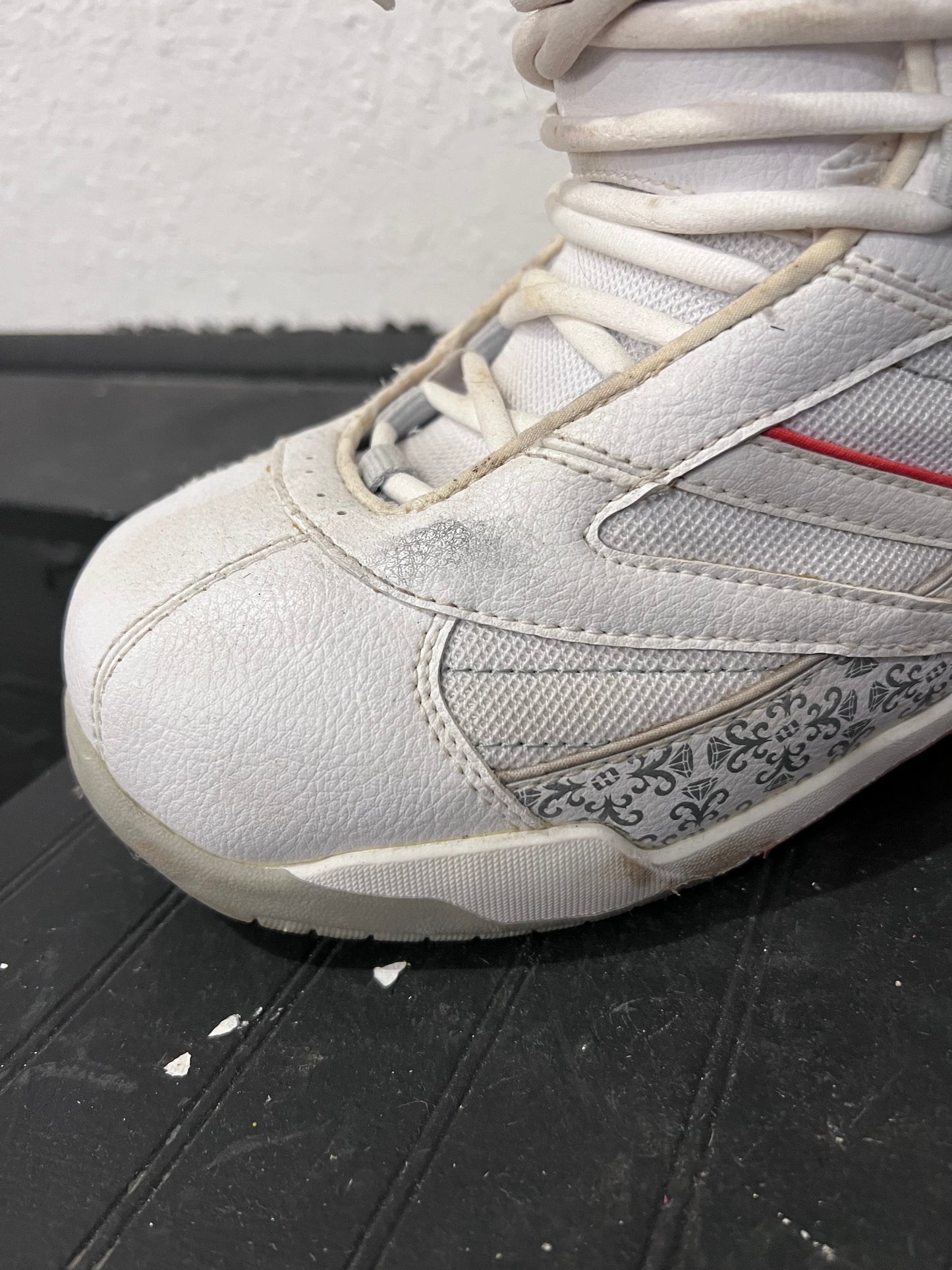 White Morrow Snowboarding Boots
