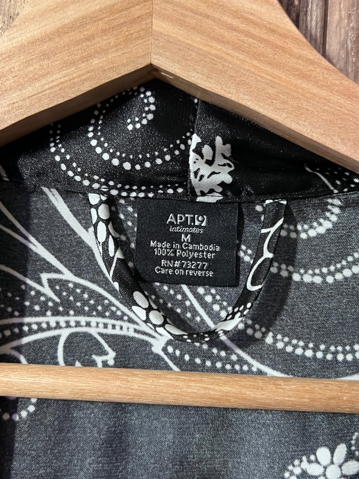 APT 9 Black/White Floral Kimono