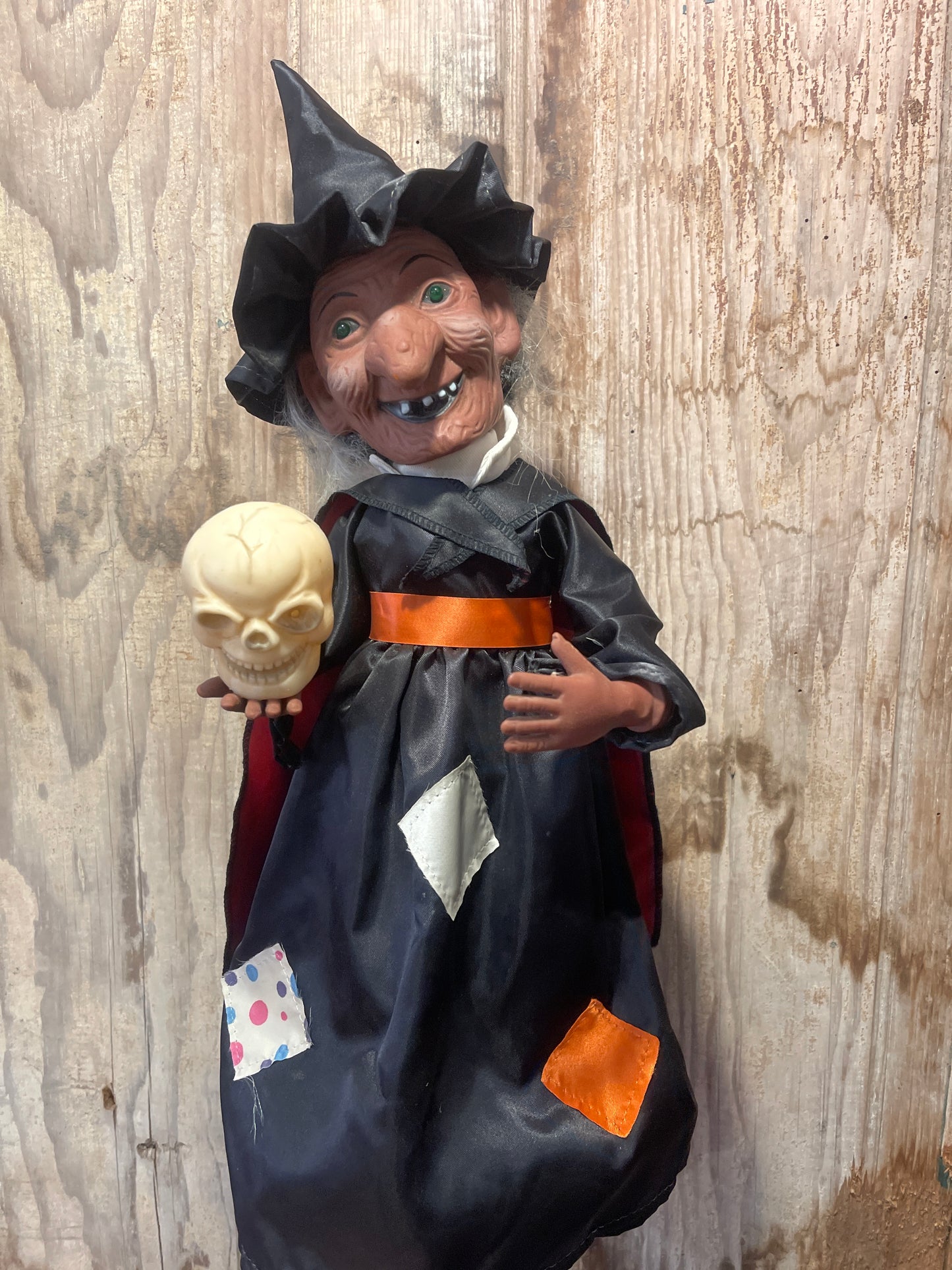 80’s Motion‑ette Witch