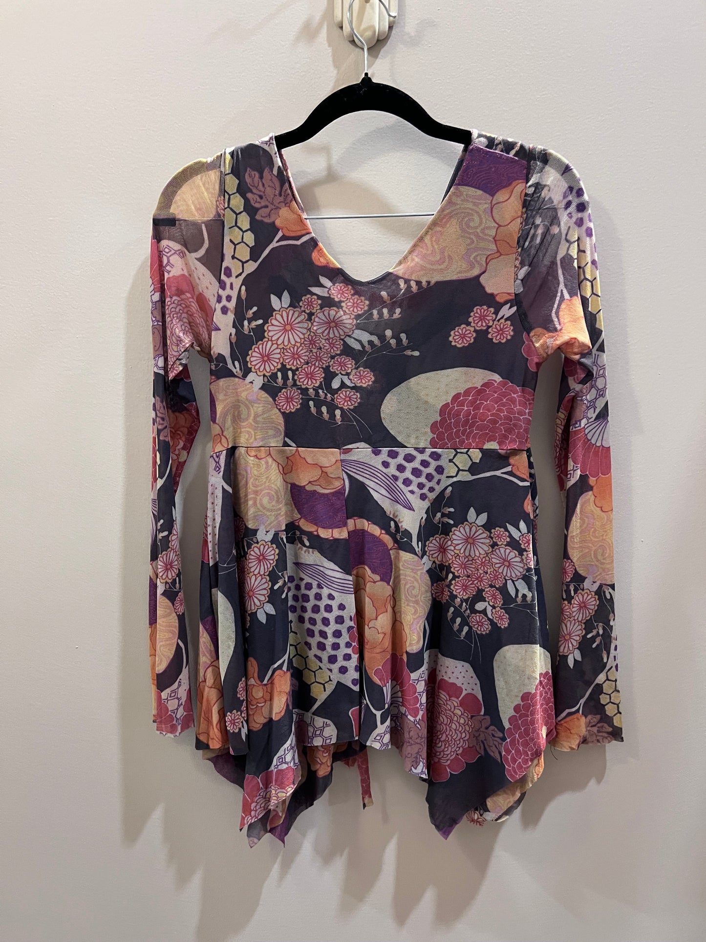 Johnny Heaven Floral Flowy Long Sleeve Top
