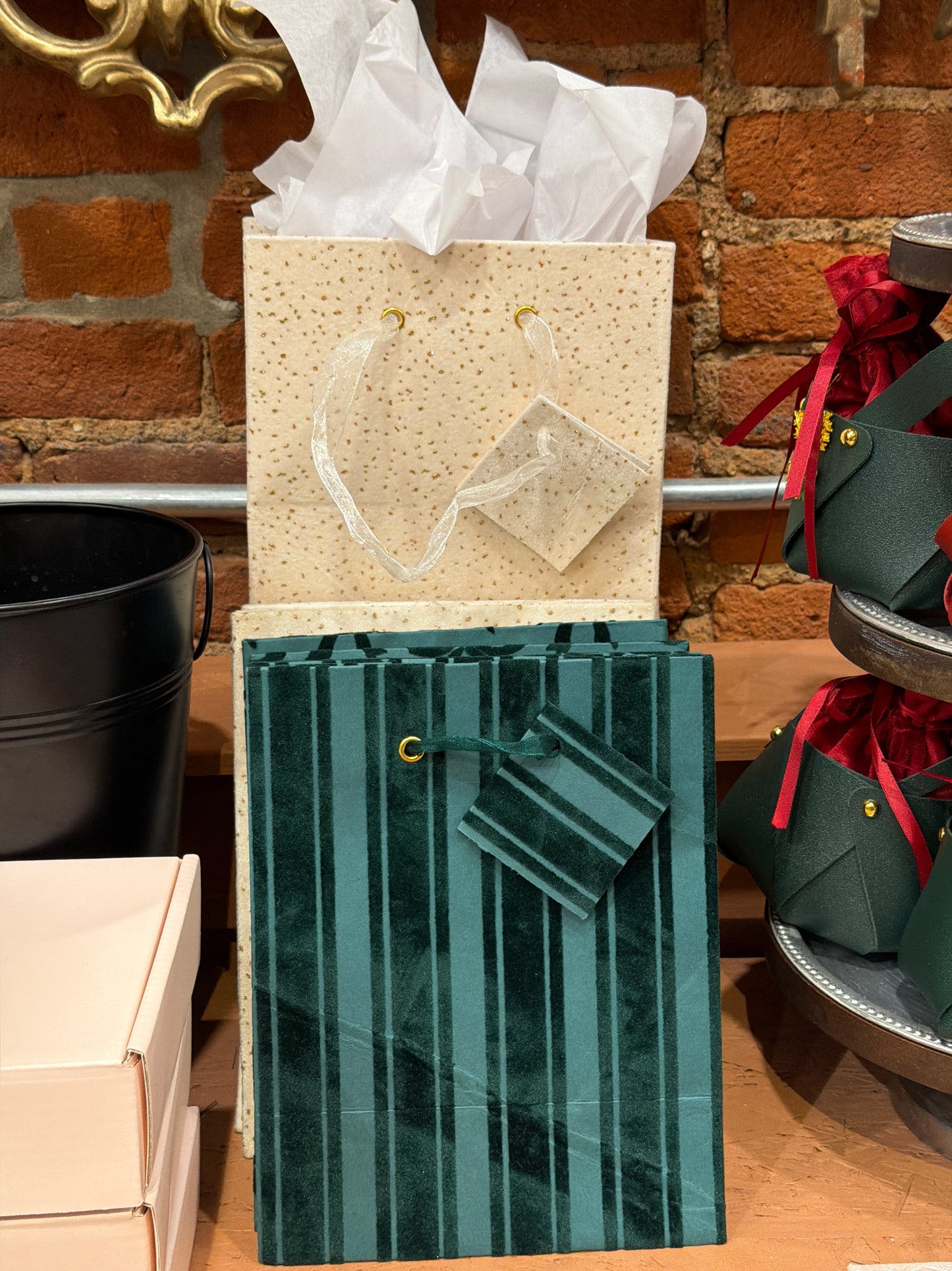 Lux Velvet Gift Bags (MEDIUM)