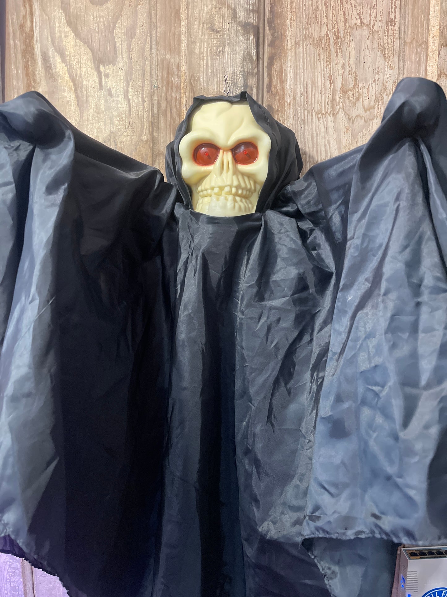 90’s Shaking Reaper Halloween