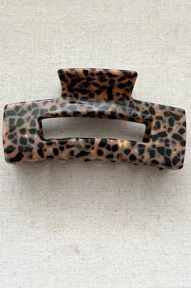 JUMBO ANIMAL LEOPARD PRINT HAIR CLAW CLIPS