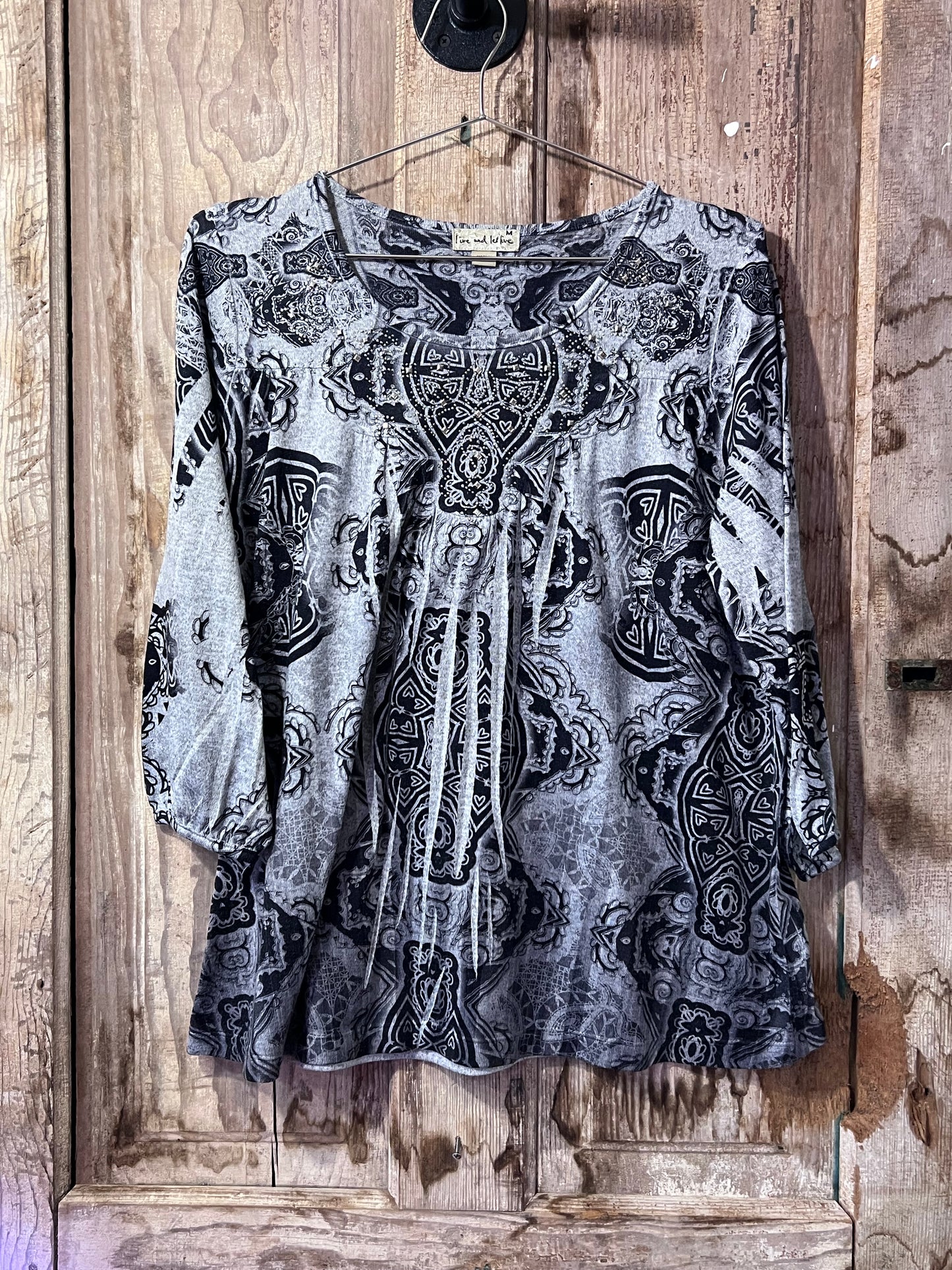 Live & Let Live BLK/GRY Bedazzled Patterned Top