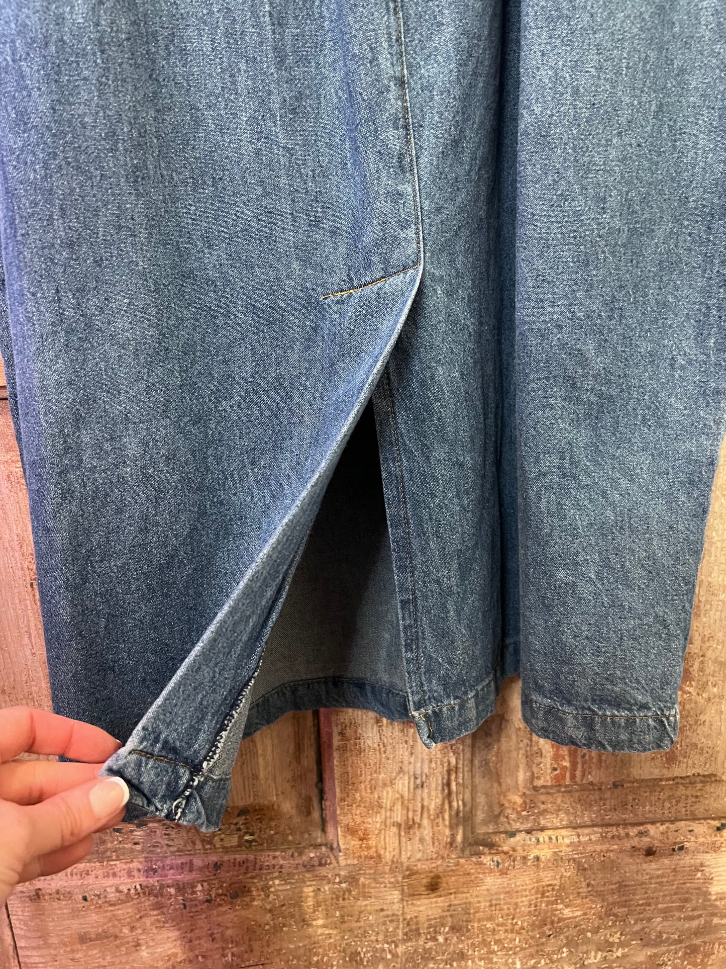 90's Carolina Blues Denim Sleeve-less Belted Dress