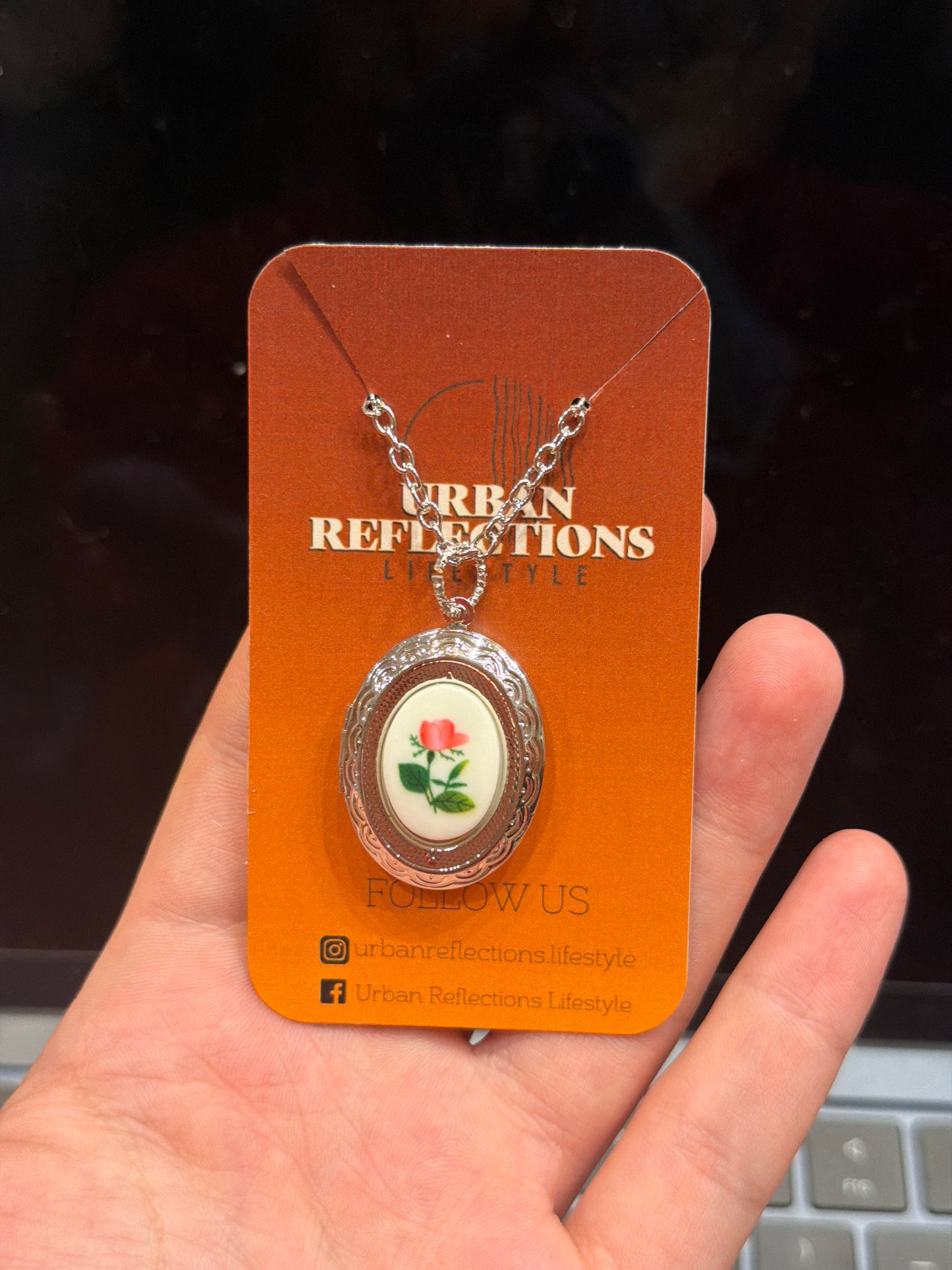 Rose locket