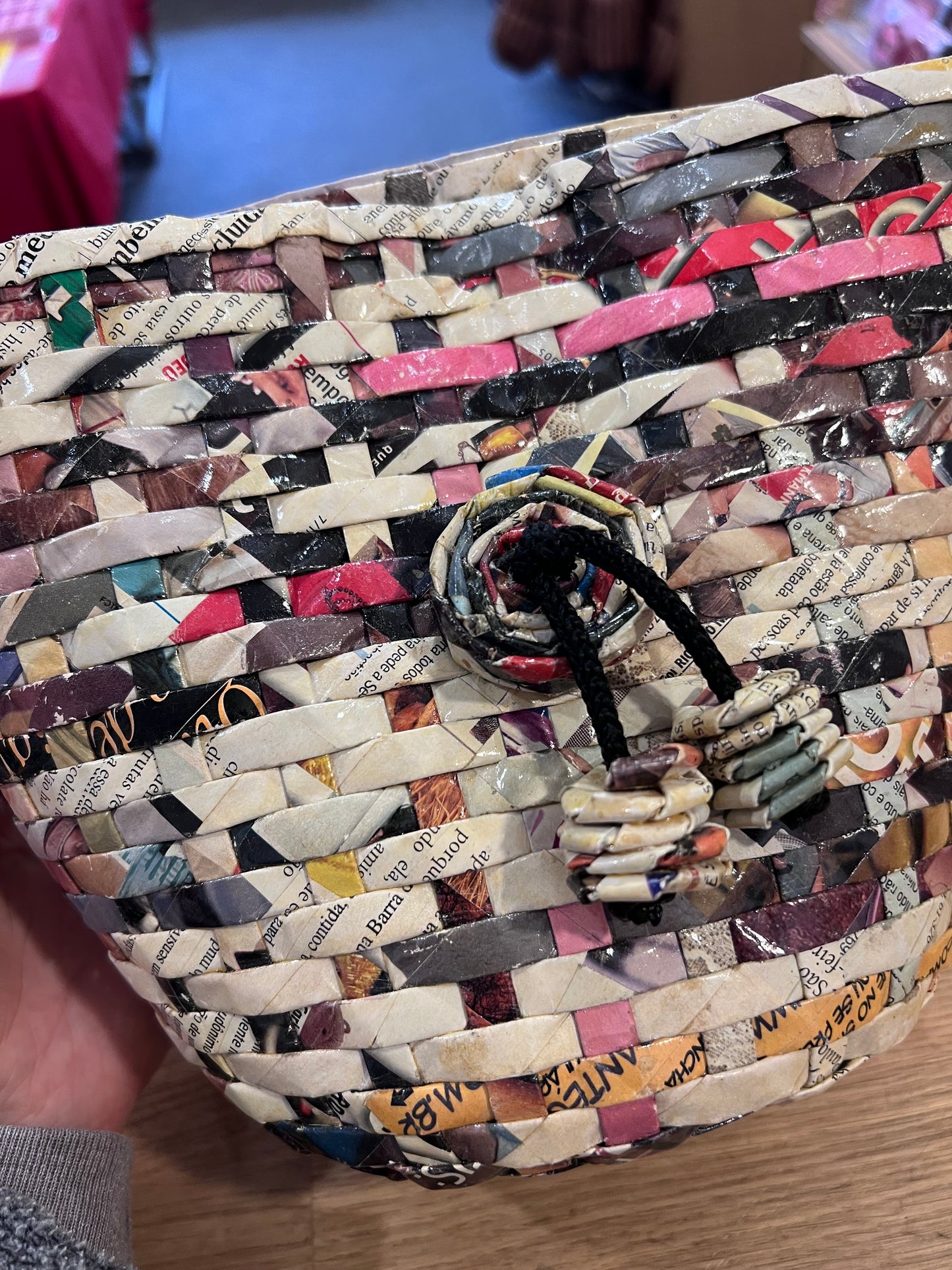 VTG Newspaper Bag