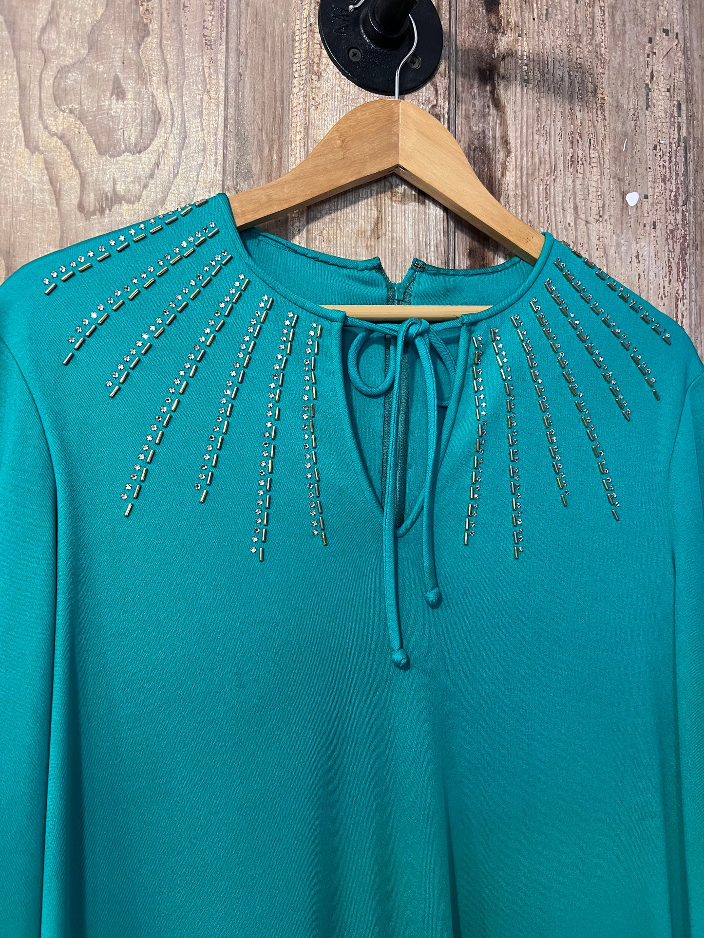 70's Green Beaded Neck Long Sleeve Dress
