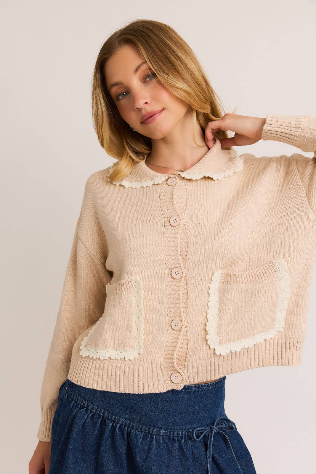 SCALLOP SWEATER