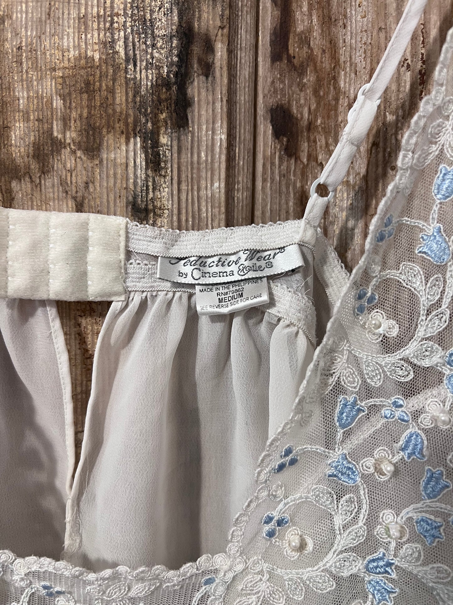 VTG Cinema Exoile White & BB Blue Lace Slip