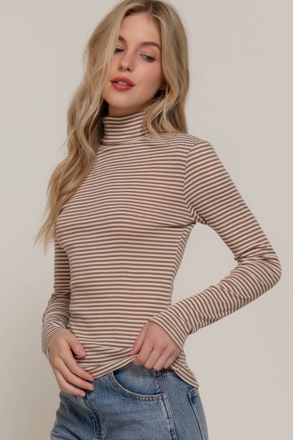 Turtle Neck Stripe Top