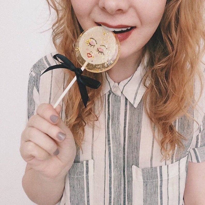 Paper Moon Lollipops