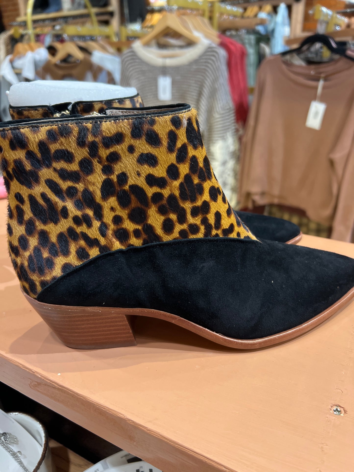 Louise et Cie cowhide boots Sz 8.5