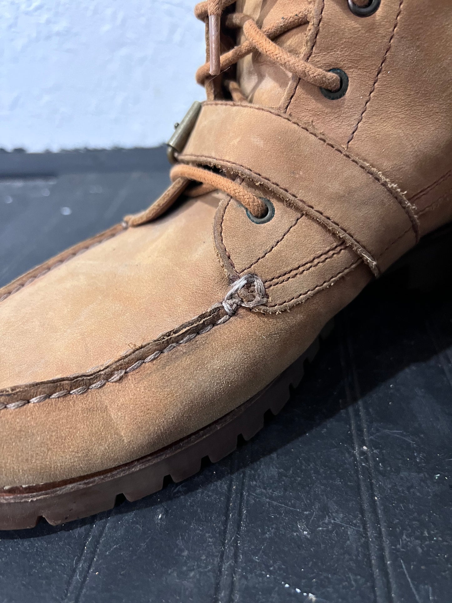 Ralph Lauren Lace up Suede/Soft Leather Boots