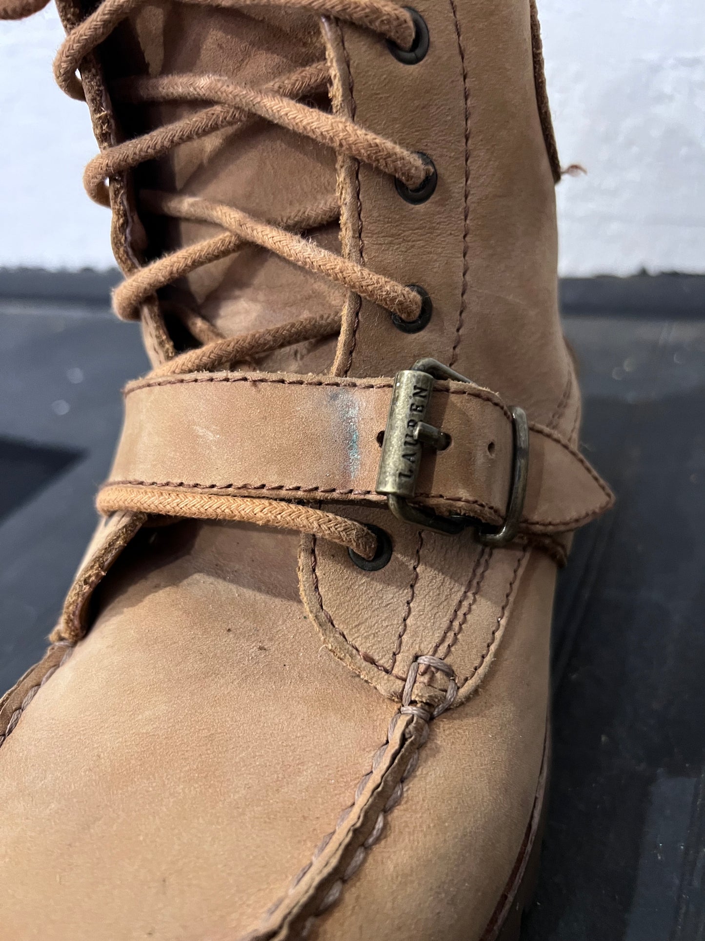 Ralph Lauren Lace up Suede/Soft Leather Boots