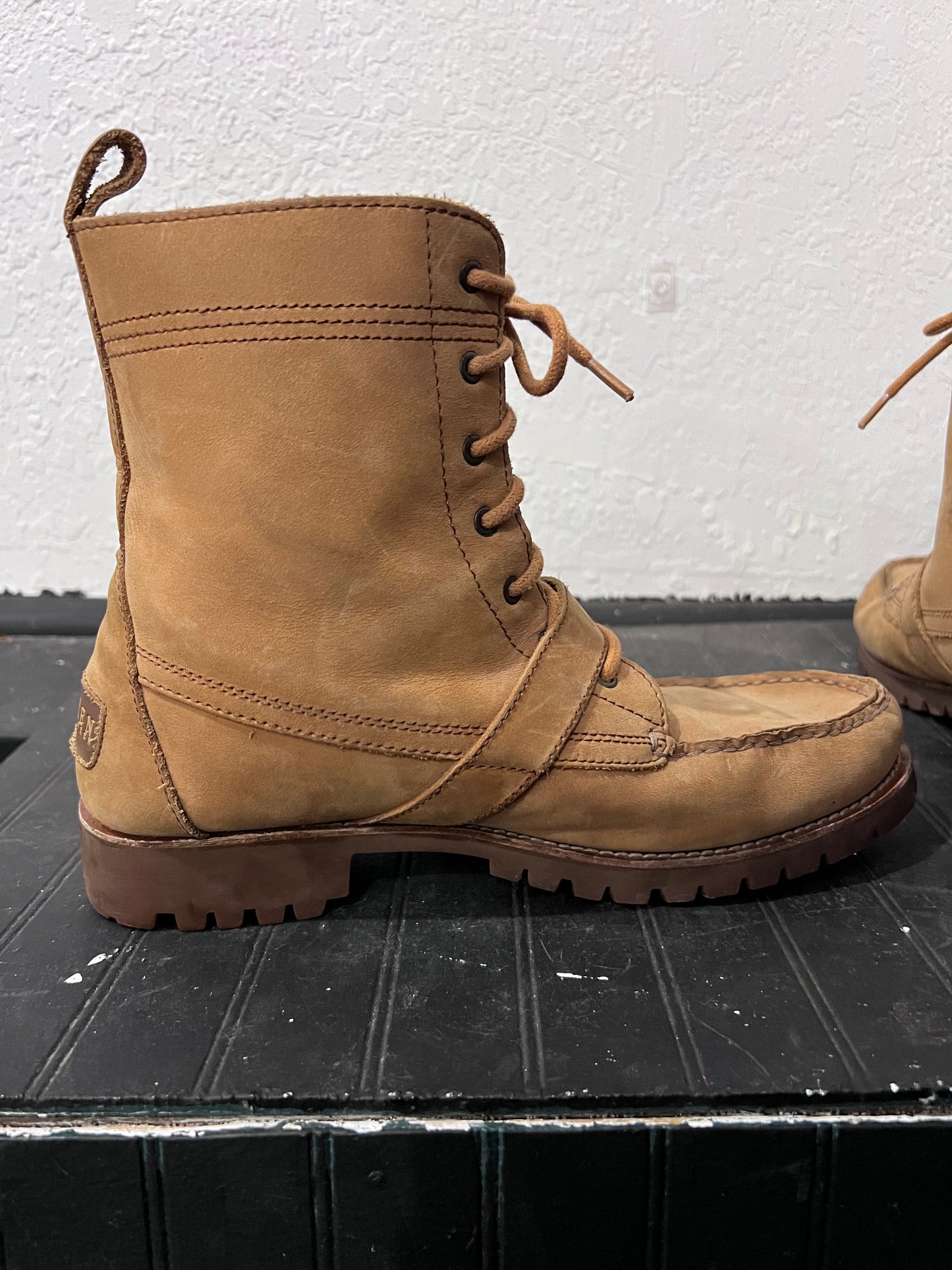 Ralph Lauren Lace up Suede/Soft Leather Boots