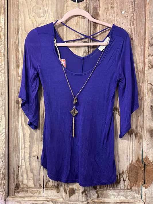 Y2K Purple Flowy Blouse with Gold Chain