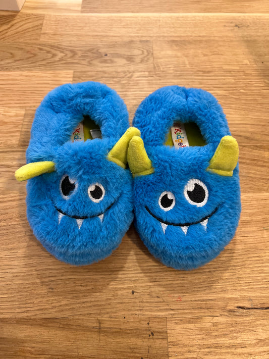 [URL] Kidget Fuzzy Monster Slippers