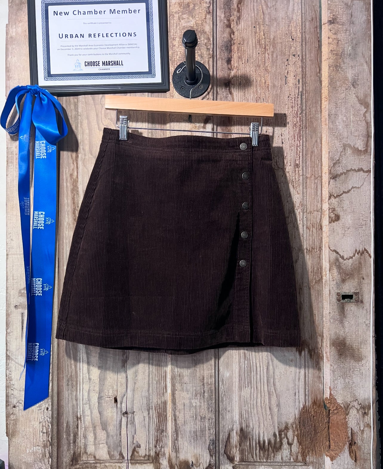 Corduroy brown skirt