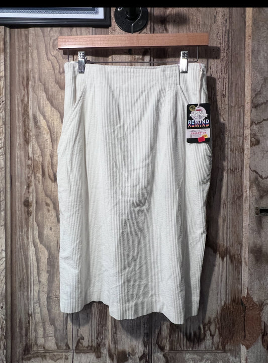 Vintage corduroy skirt ￼