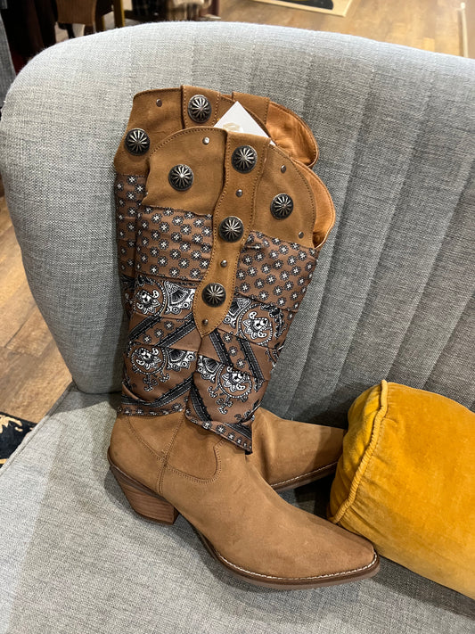 Hankie boots