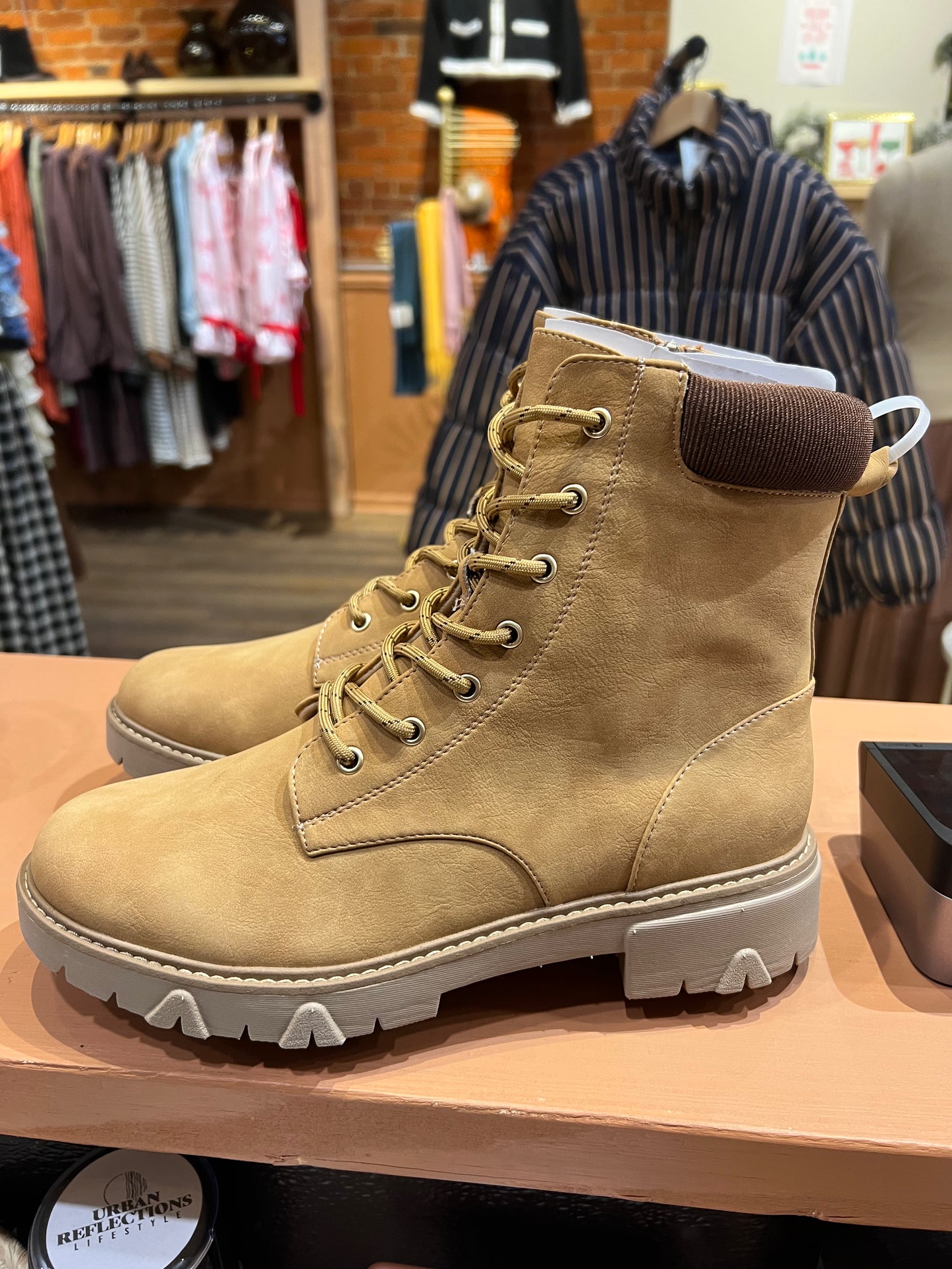 Tan boots Size 9M