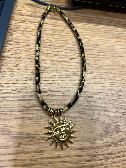 Leopard necklace sun