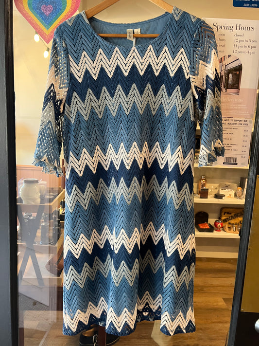 Blue chevron dress Sz L