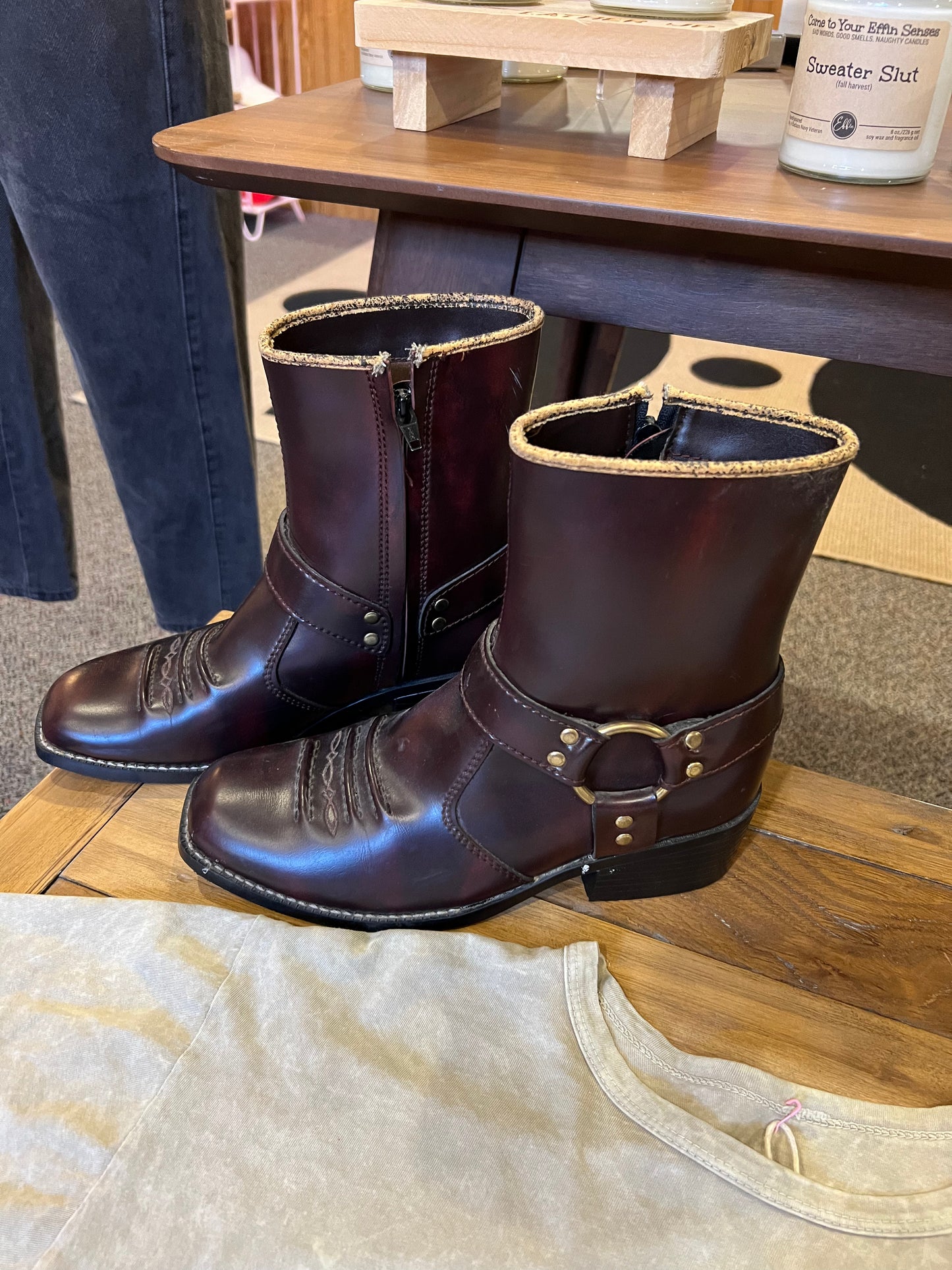 80’s 90’s buckle boots