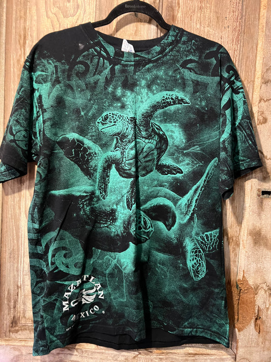 90’s turtle tee