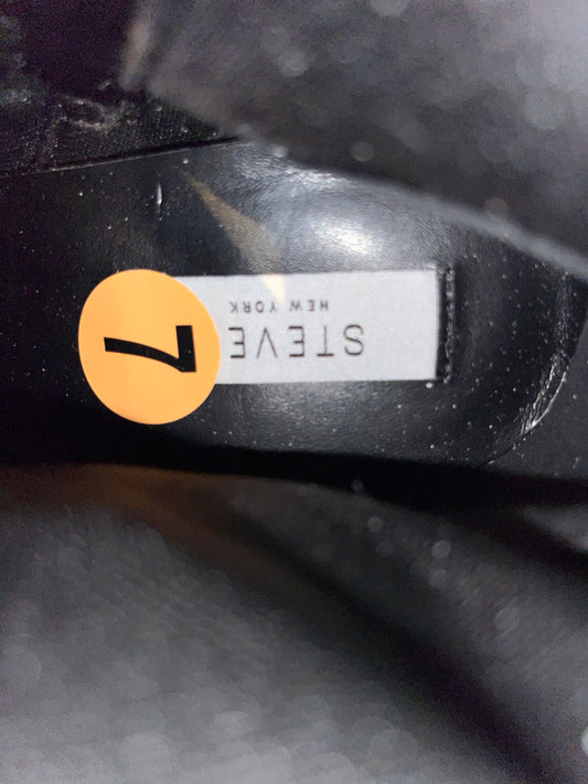 Steve Madden kitten heel boots