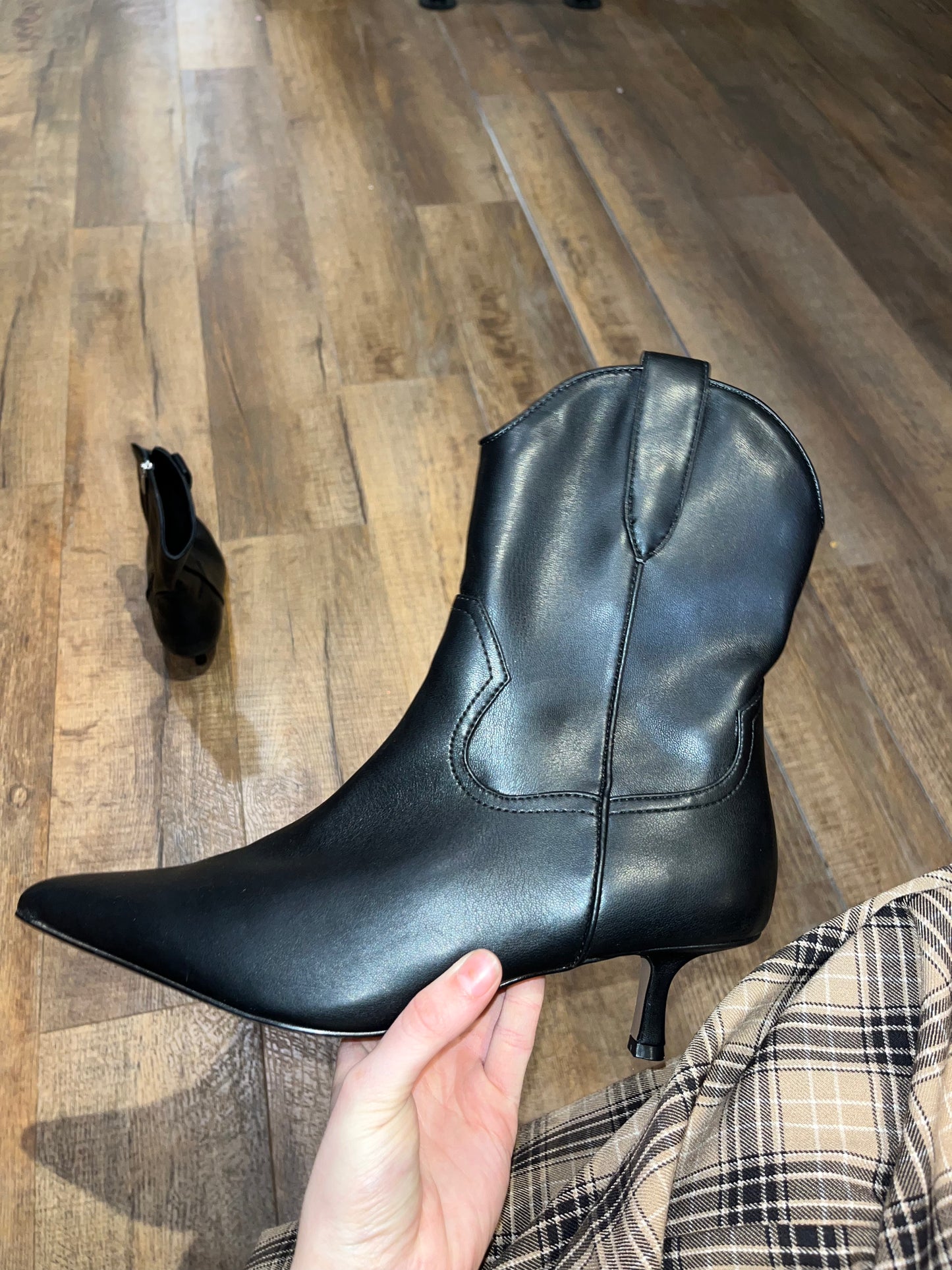 Steve Madden kitten heel boots