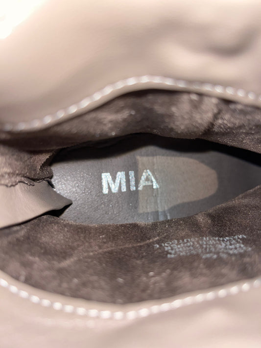 Mia booties
