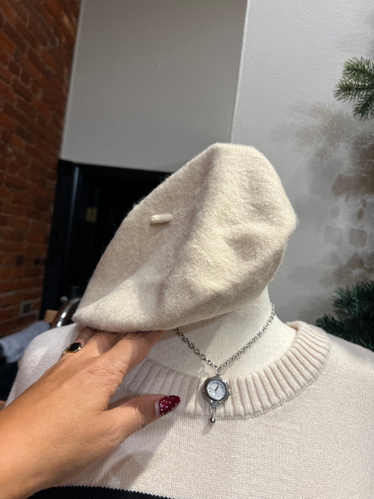 Beret hat ￼
