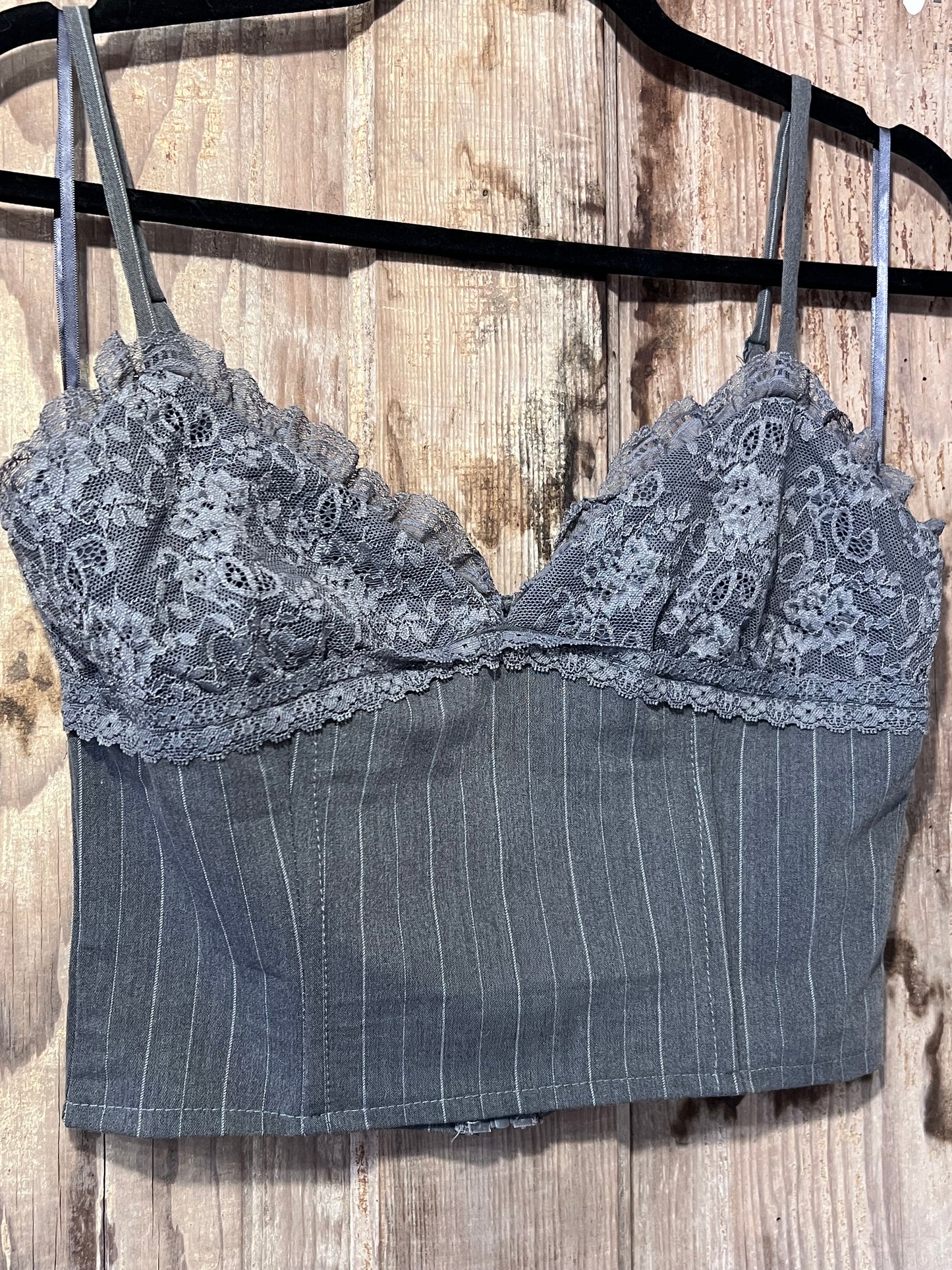 Y2K Grey Striped Lace Cropped Tank Top