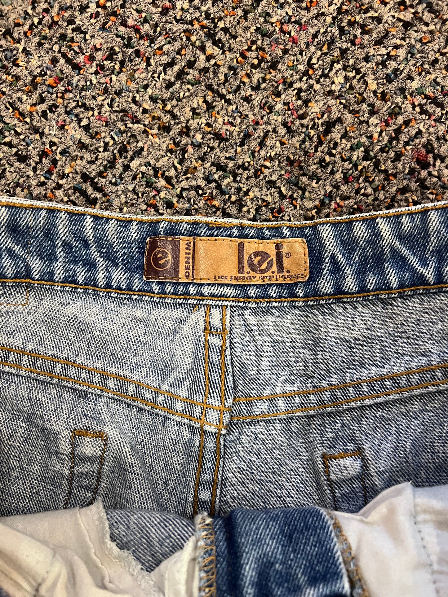 Y2K l.e.i. Low Rise Flare Jeans