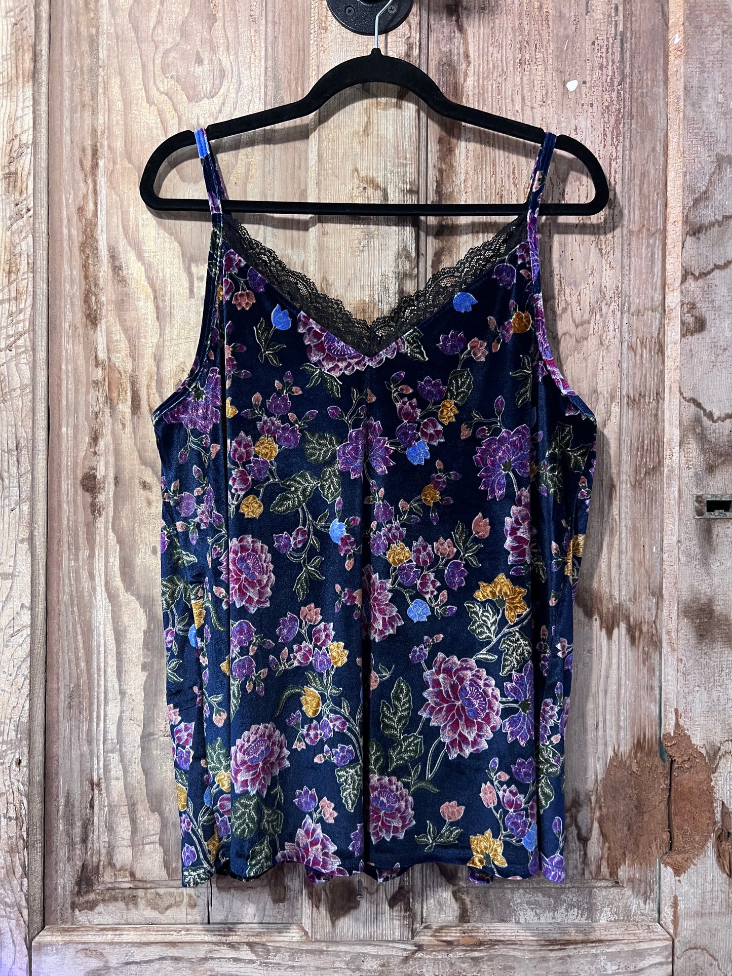 Y2K/90's Torrid Velvet Floral Tank Top