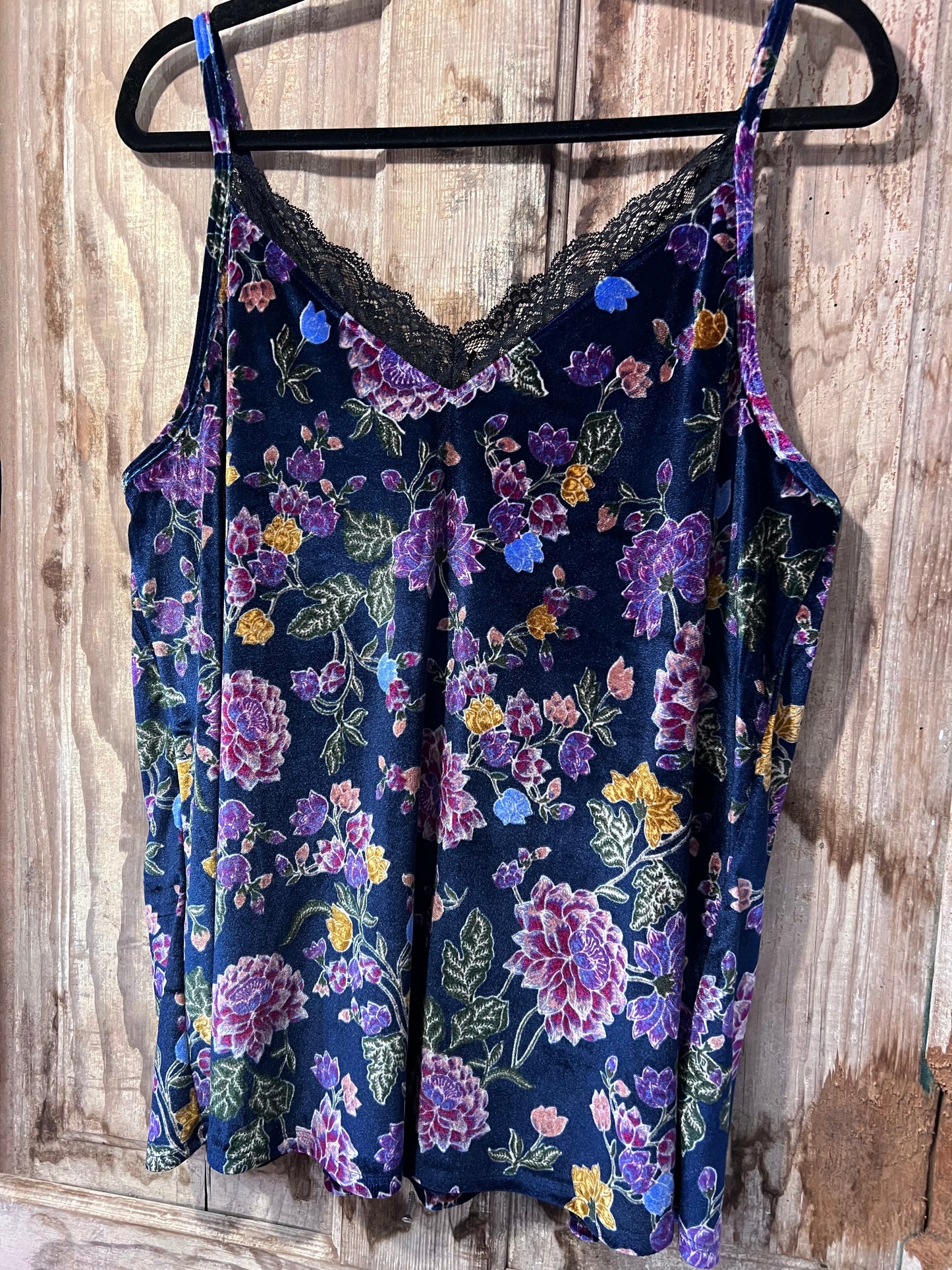 Y2K/90's Torrid Velvet Floral Tank Top