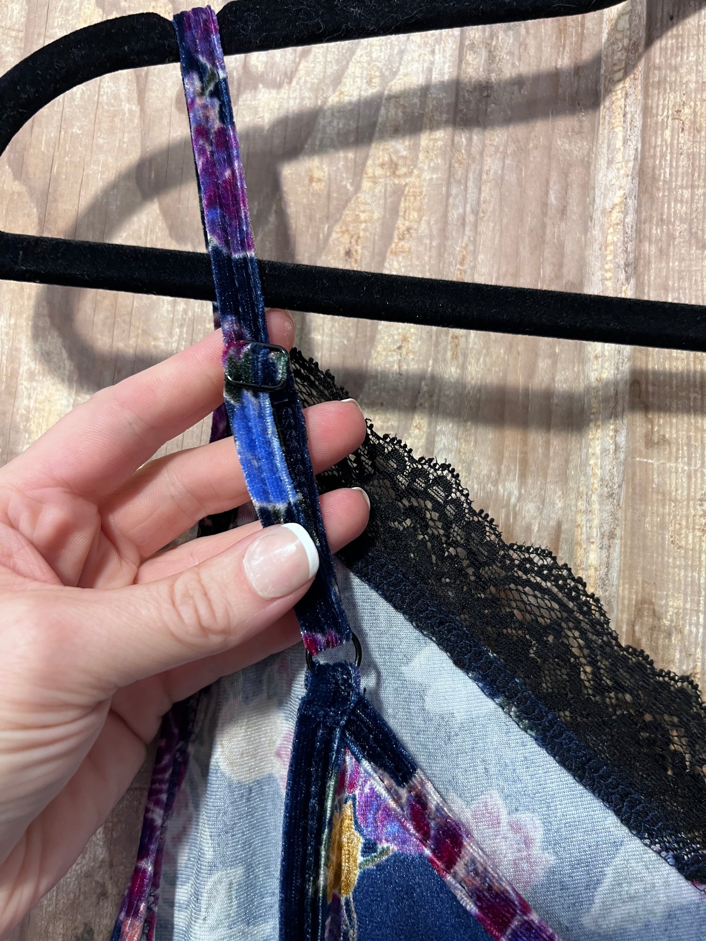 Y2K/90's Torrid Velvet Floral Tank Top