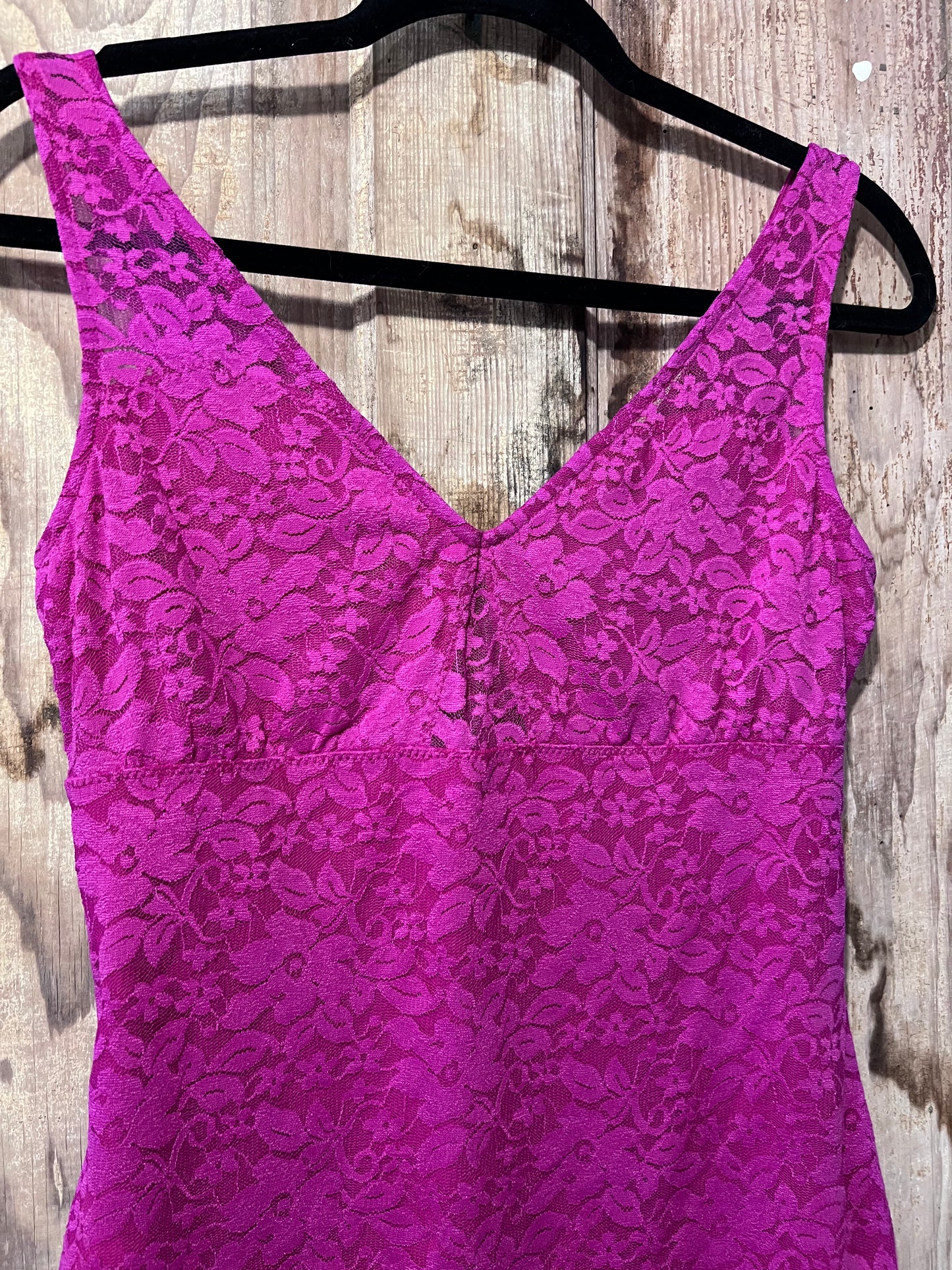 Y2K Guess Fuchsia Lace Tank Top