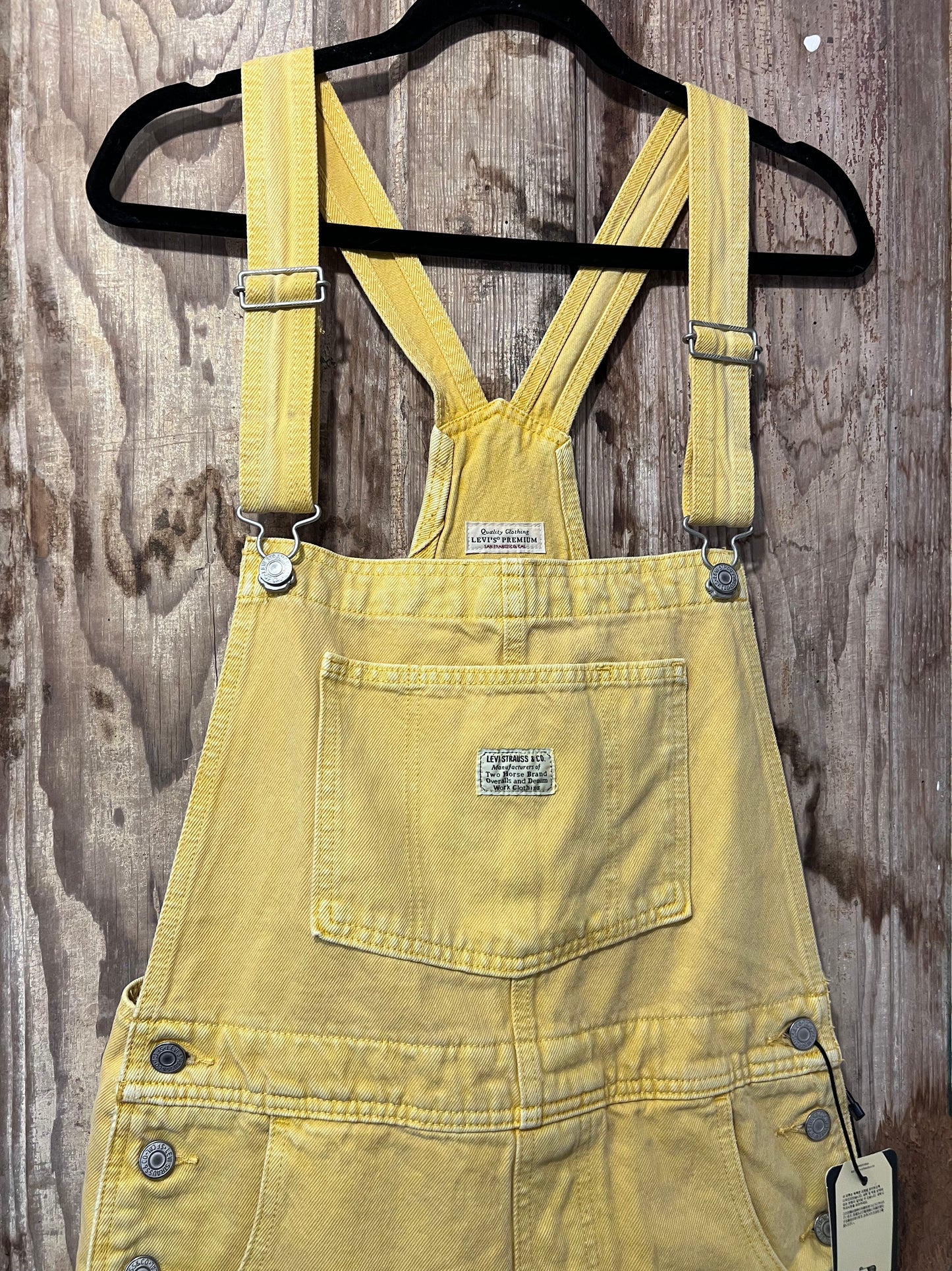 Y2K/90's Levi's Yellow Overall Shorts